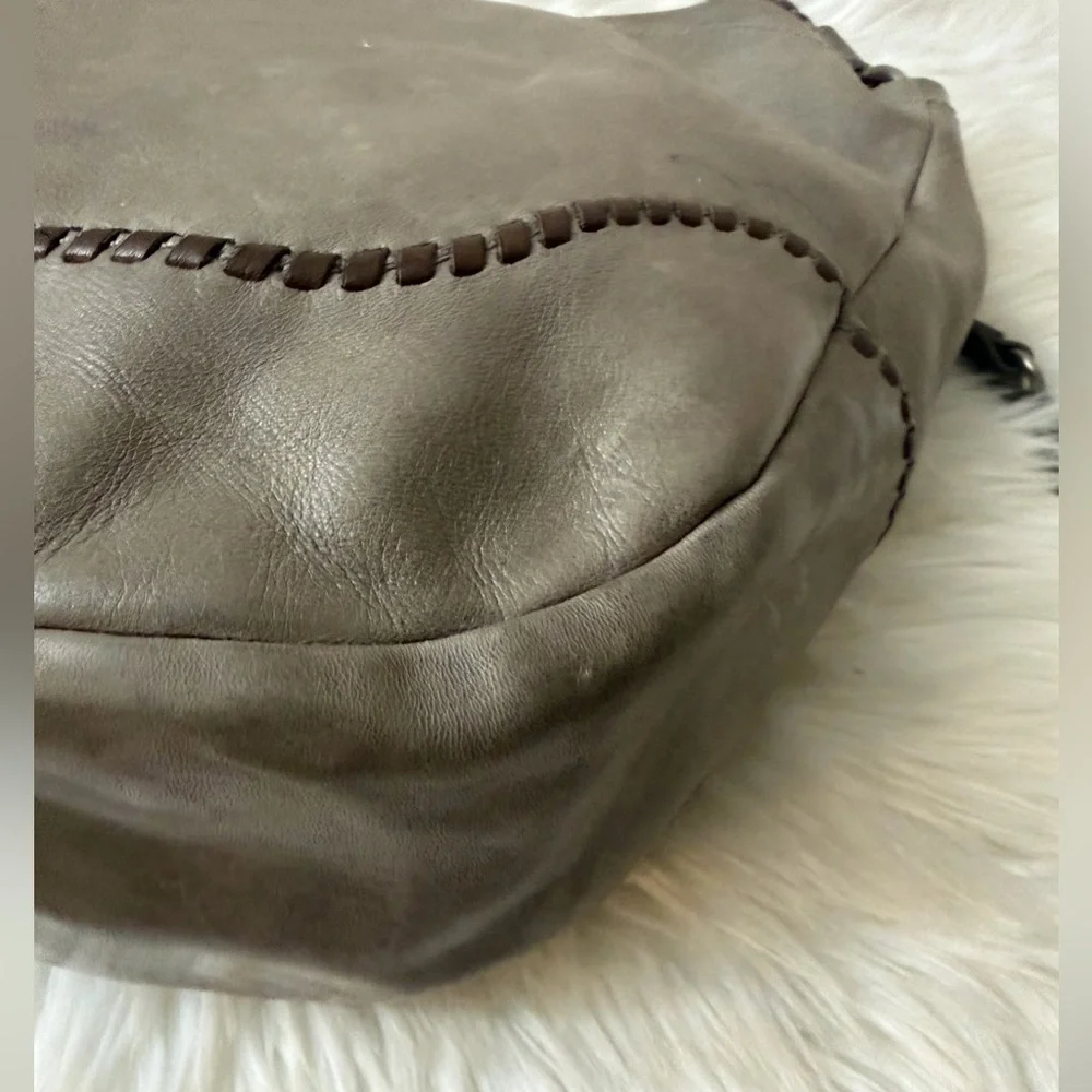 Frye chic hobo
